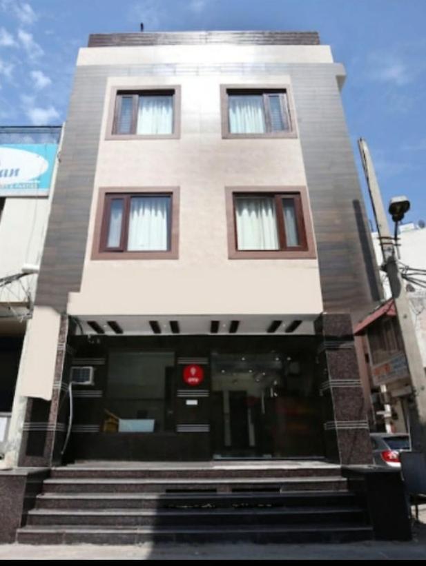 Hotel Silver Palm Zirakpur المظهر الخارجي الصورة